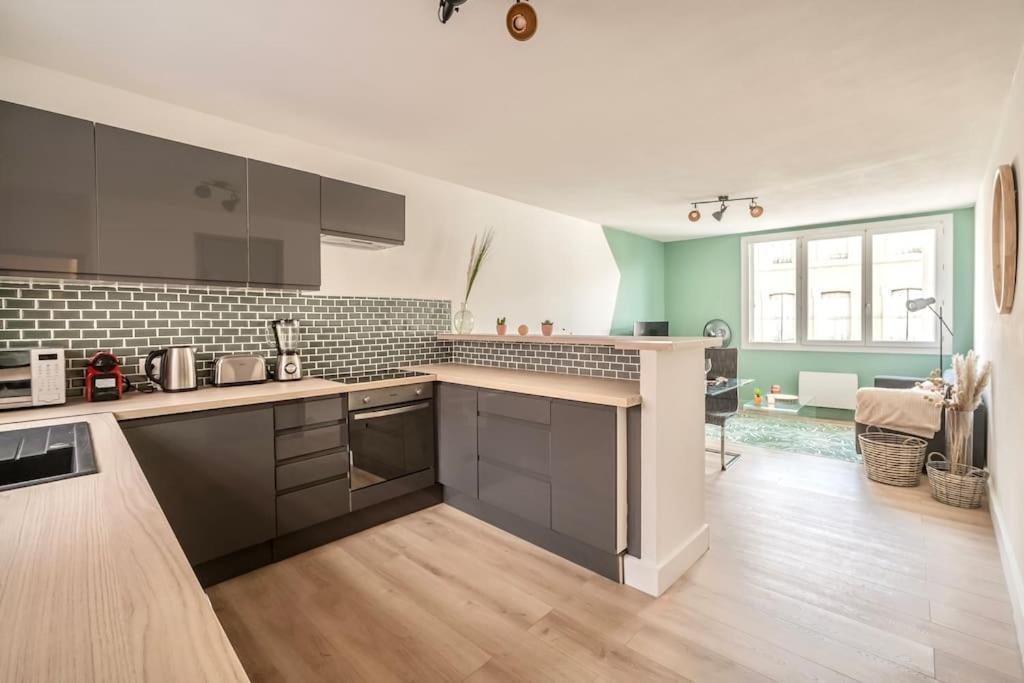 Le Coursannais Apartamento Exterior foto